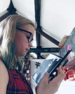 Kitara a lu Lili Goth et la Souris Fantôme