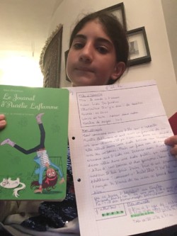 Lily a lu Le Journal d'Aurélie Laflamme